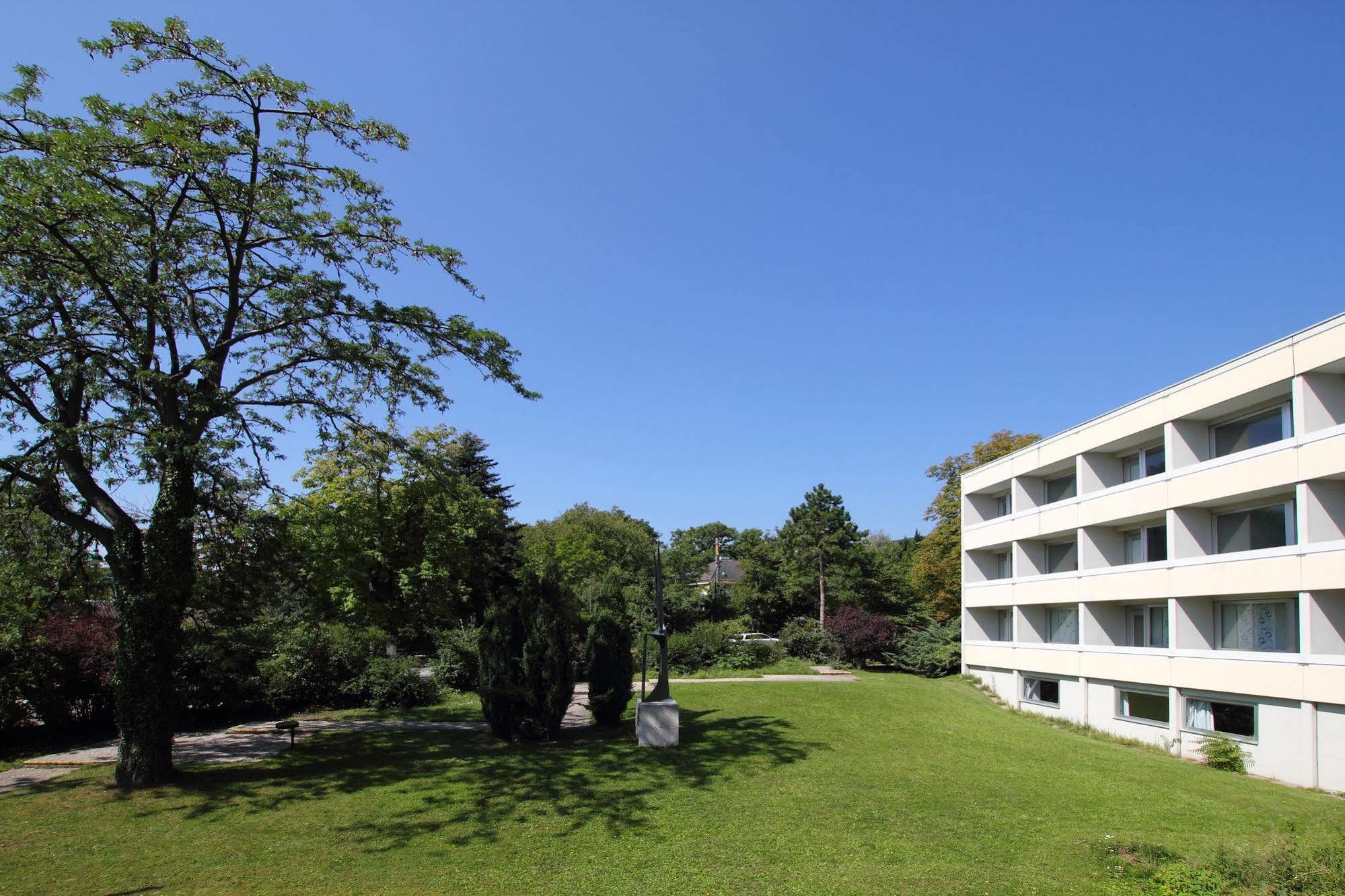 College Garden Hotel Bad Voeslau Ngoại thất bức ảnh