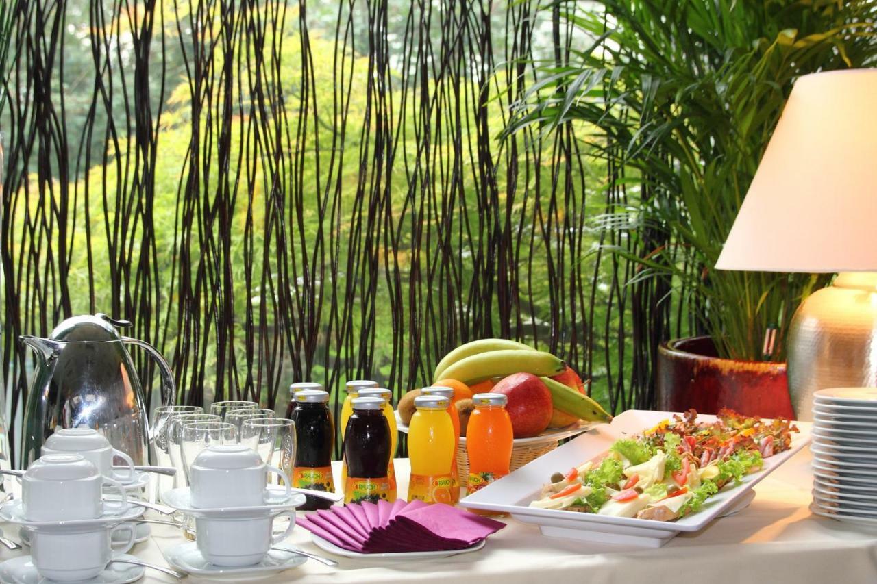 College Garden Hotel Bad Voeslau Ngoại thất bức ảnh