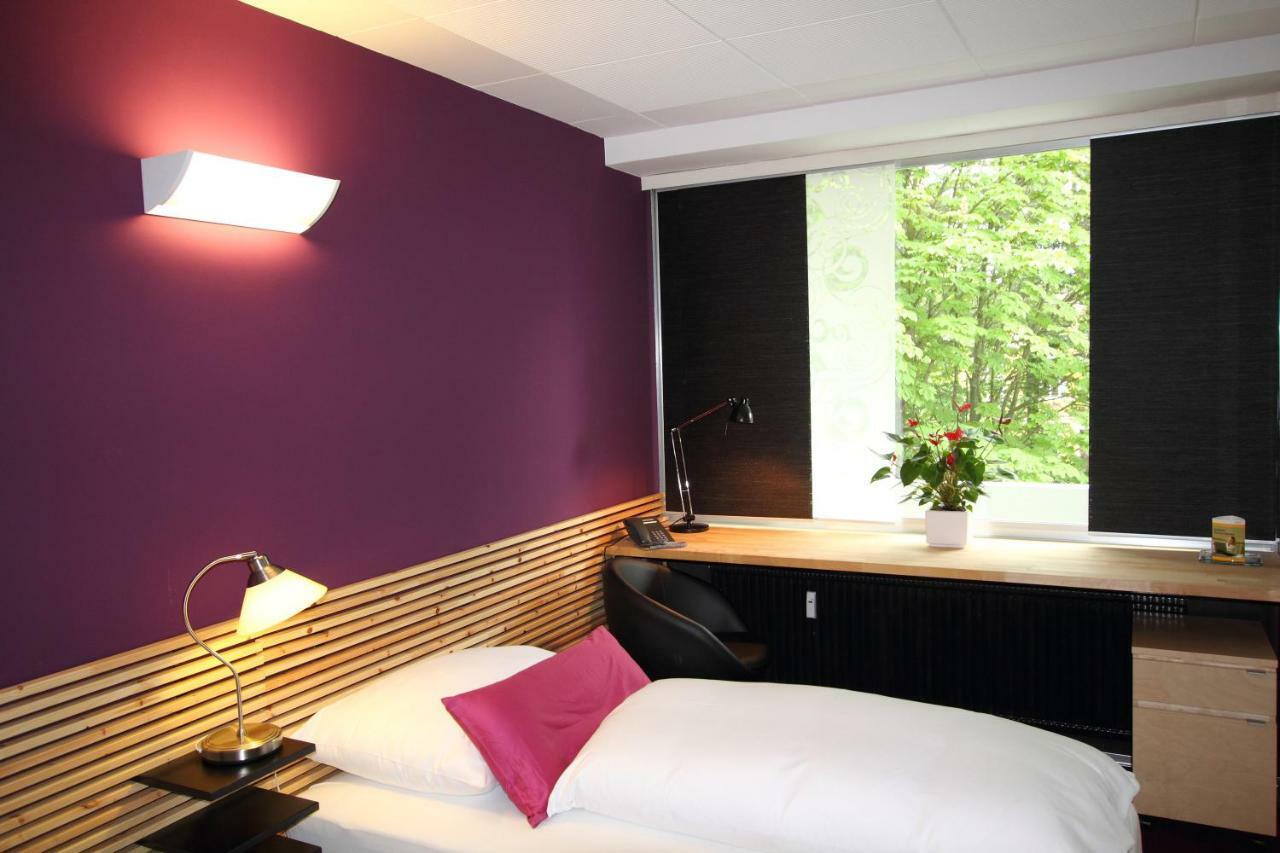 College Garden Hotel Bad Voeslau Ngoại thất bức ảnh